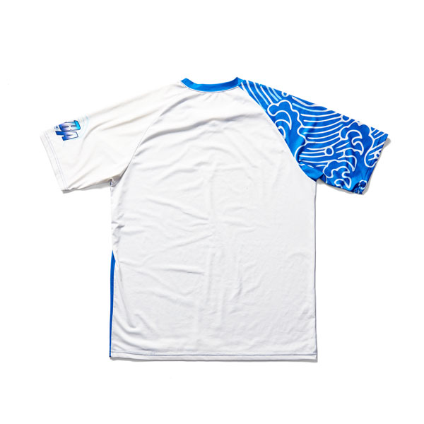 PERFORMANCE SHIRT